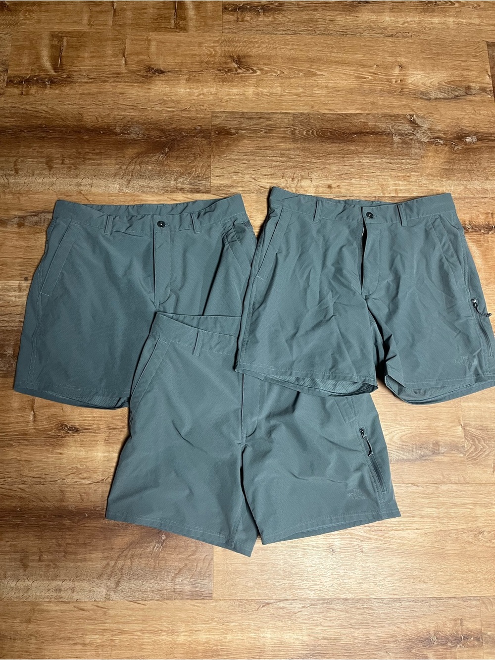 The North Face Rolling Sun Packable Shorts sz 34 (3) Pairs